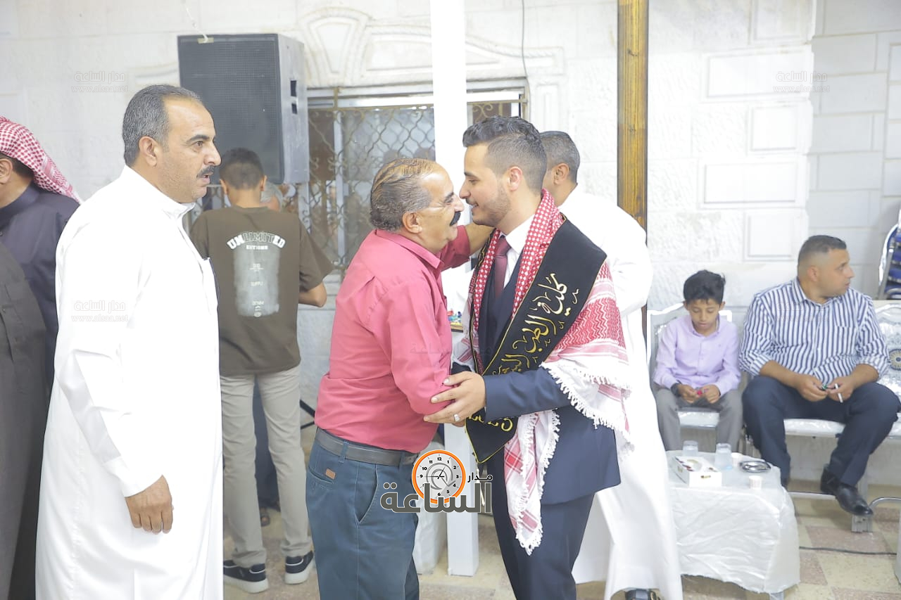 Madar Al-Saa Images 0.5104181488988497