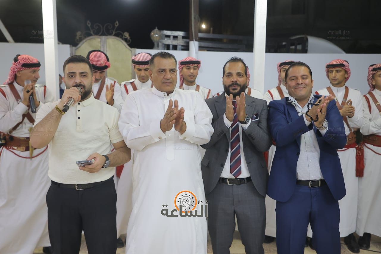 Madar Al-Saa Images 0.25062683341066927