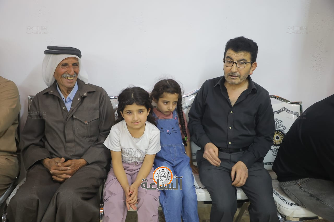 Madar Al-Saa Images 0.5296100785087362