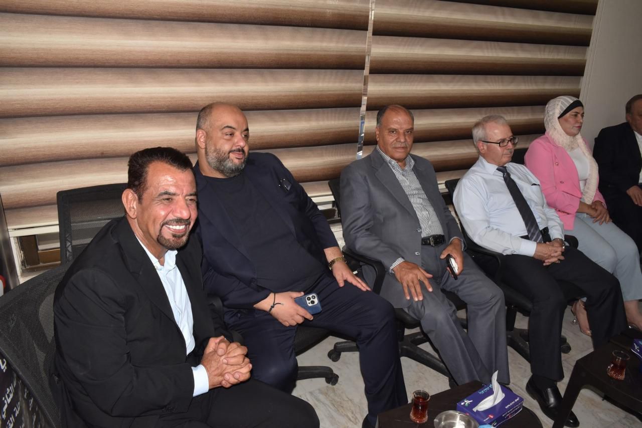 Madar Al-Saa Images 0.33464100839645217