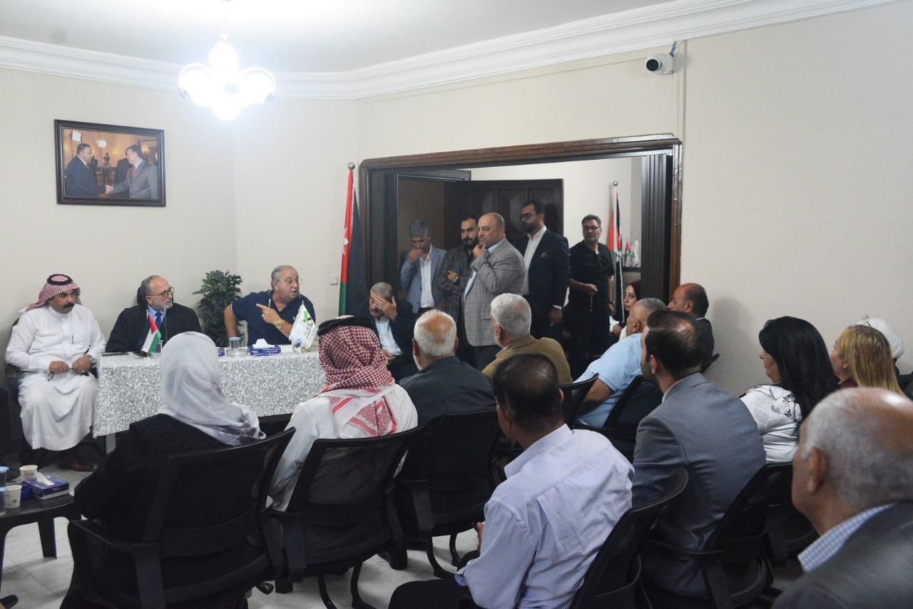 Madar Al-Saa Images 0.7079046065815642