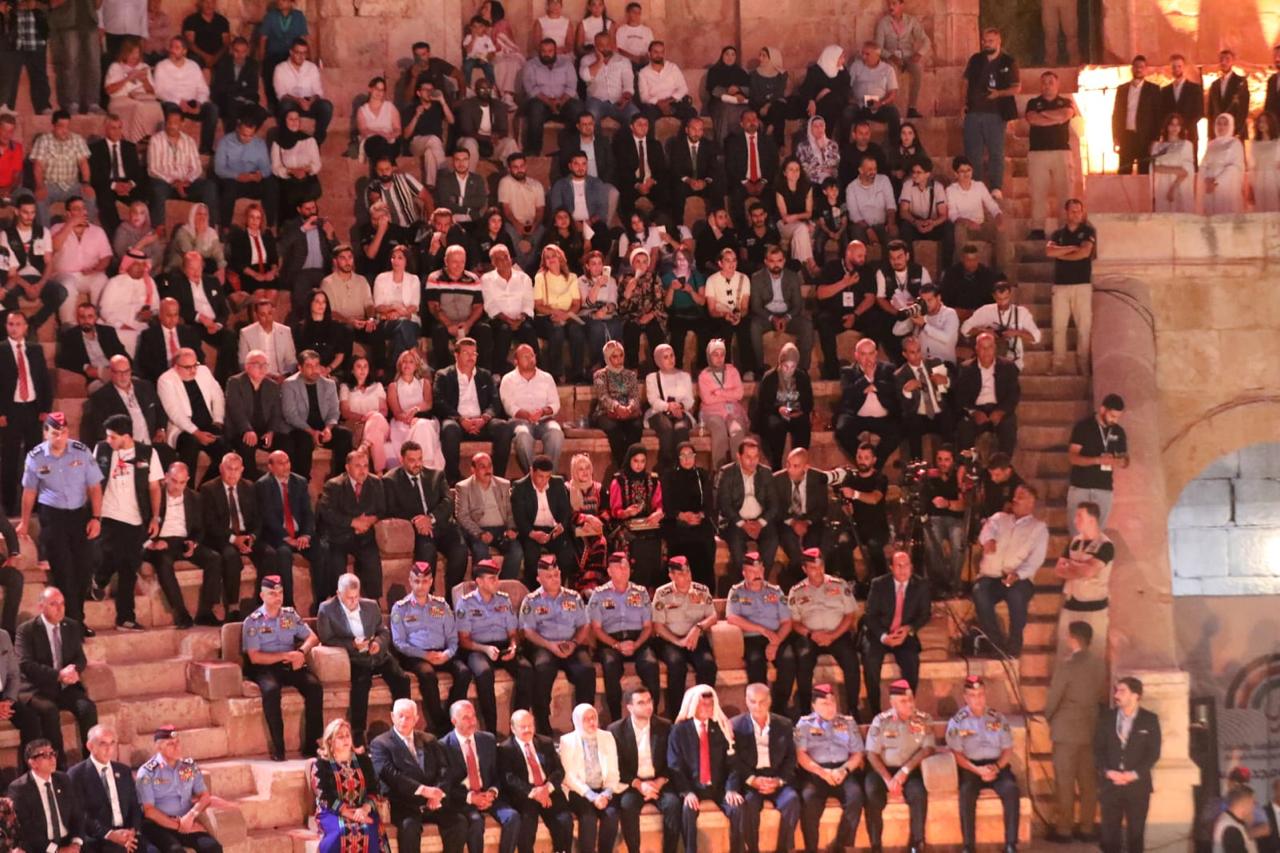 Madar Al-Saa Images 0.7853778231294076