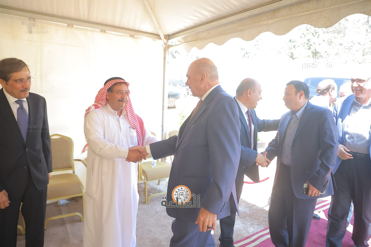 Madar Al-Saa Images 0.17011985736320978