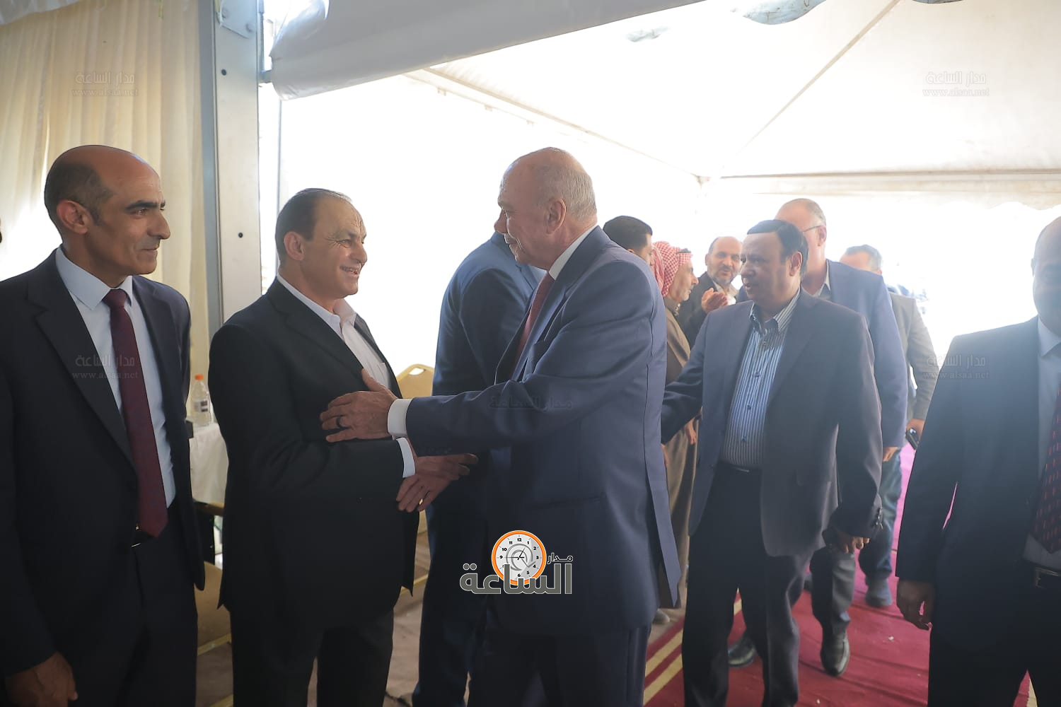 Madar Al-Saa Images 0.8868316934060008