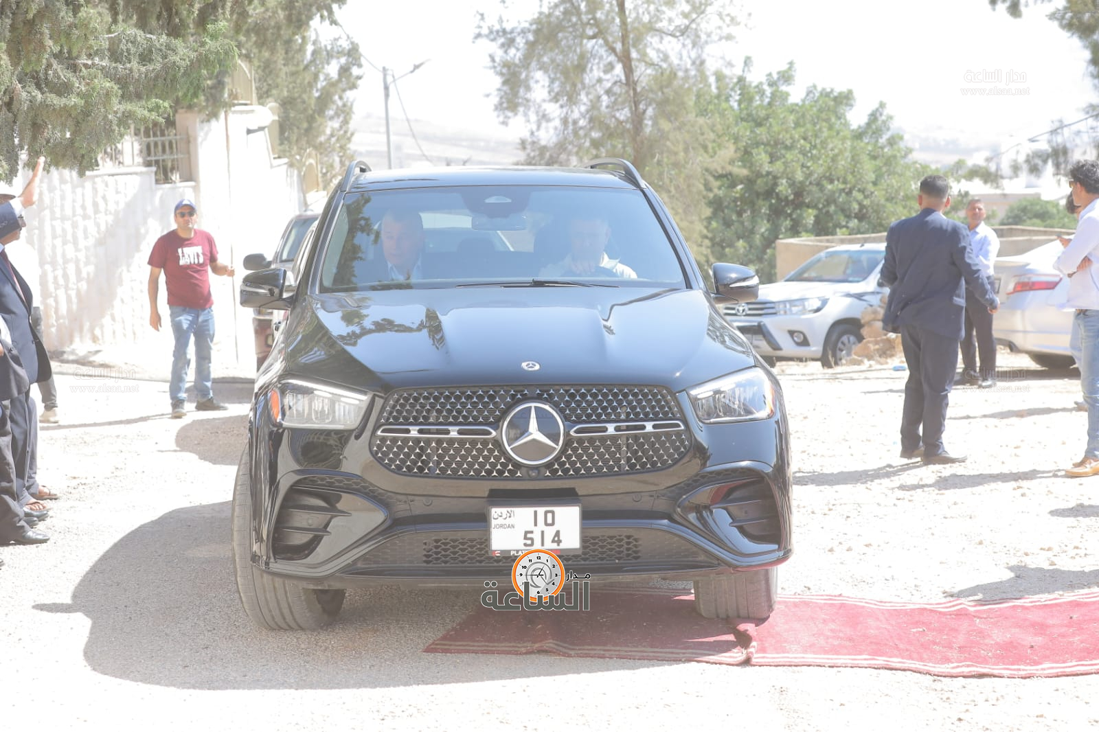 Madar Al-Saa Images 0.16192158110398525