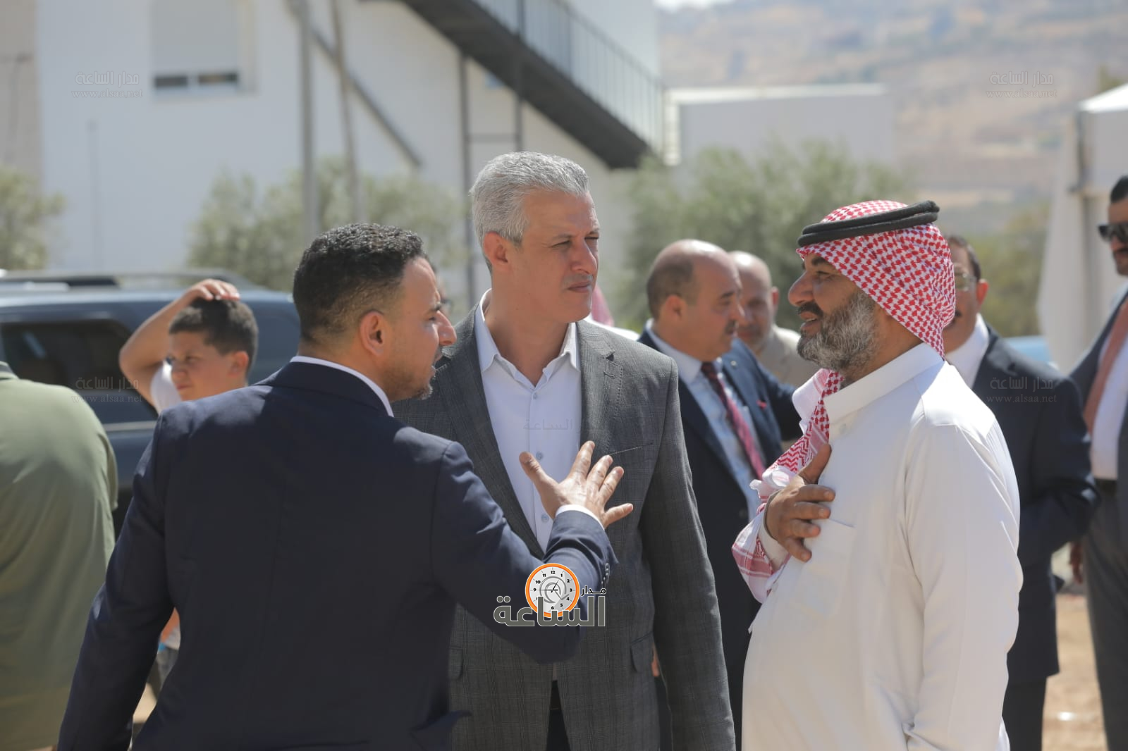 Madar Al-Saa Images 0.2839834323278565