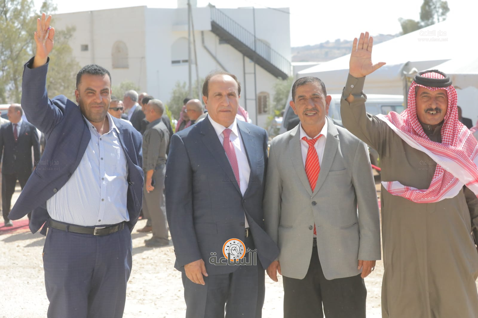 Madar Al-Saa Images 0.8981489067536403