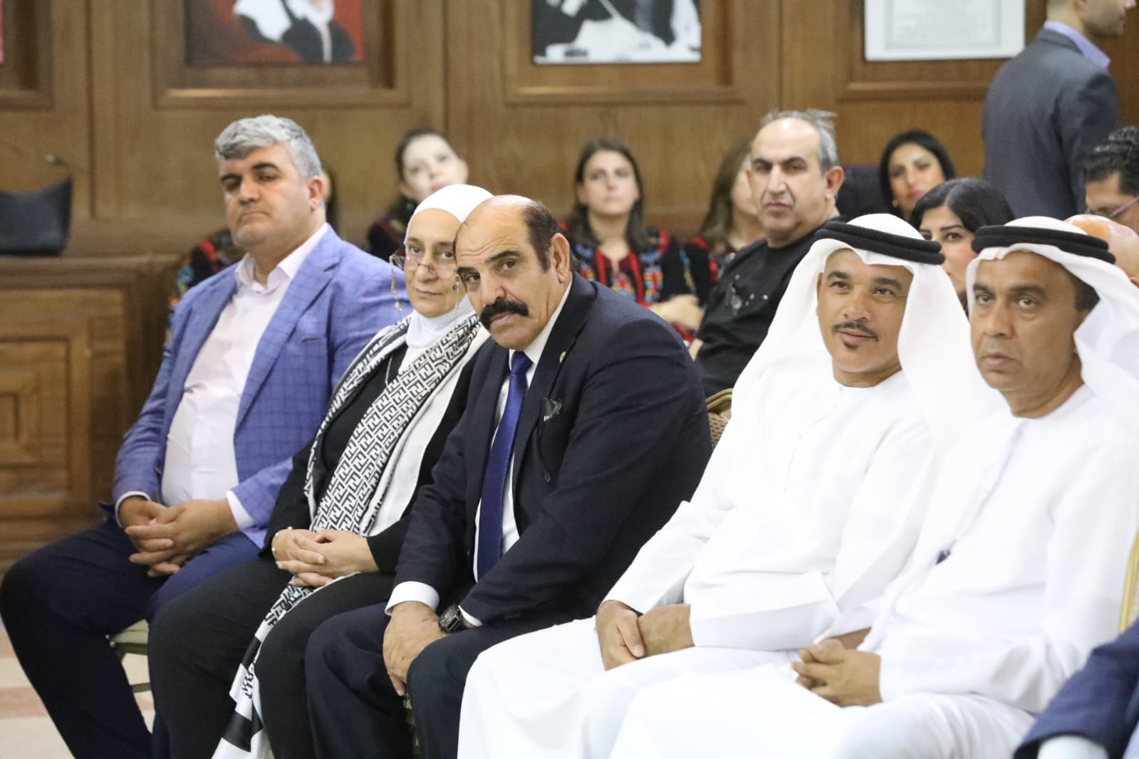 Madar Al-Saa Images 0.47984220348733986