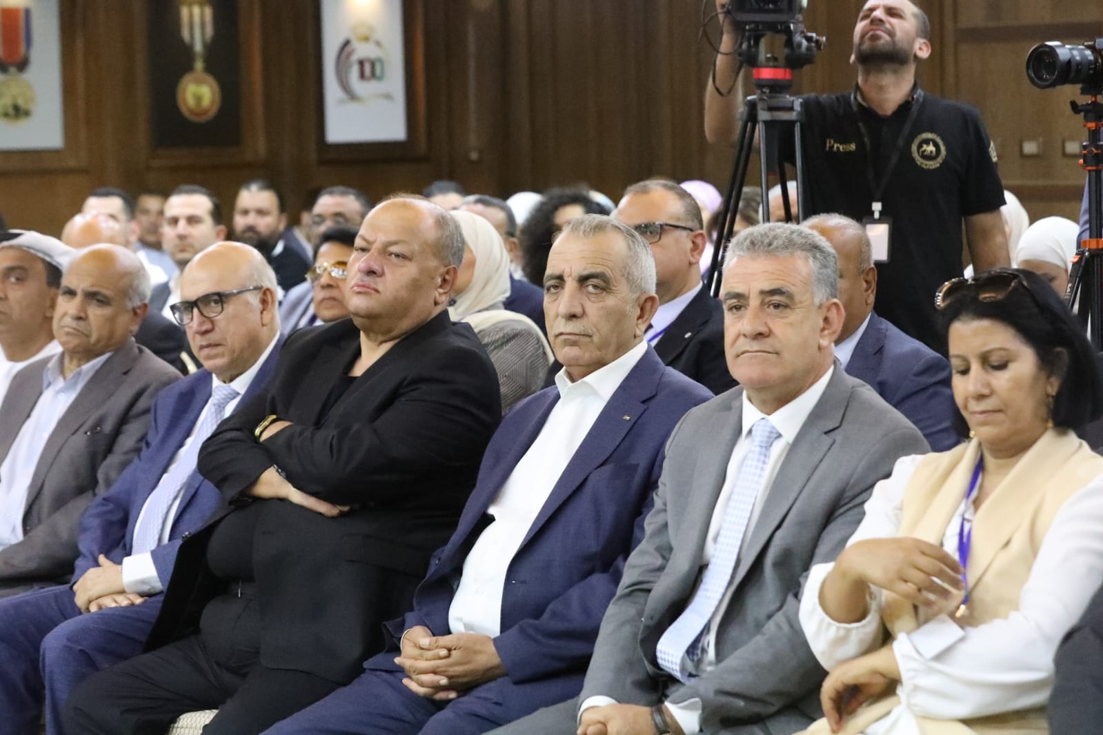 Madar Al-Saa Images 0.35180109731757414