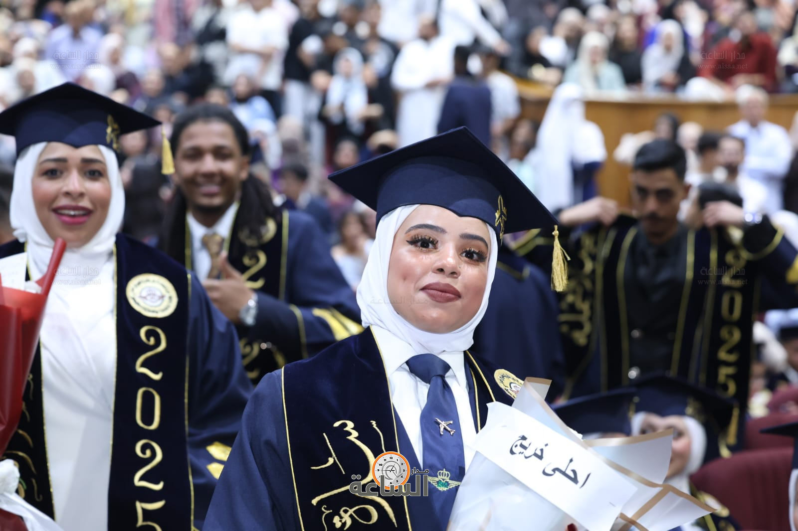 Madar Al-Saa Images 0.15867737789178193