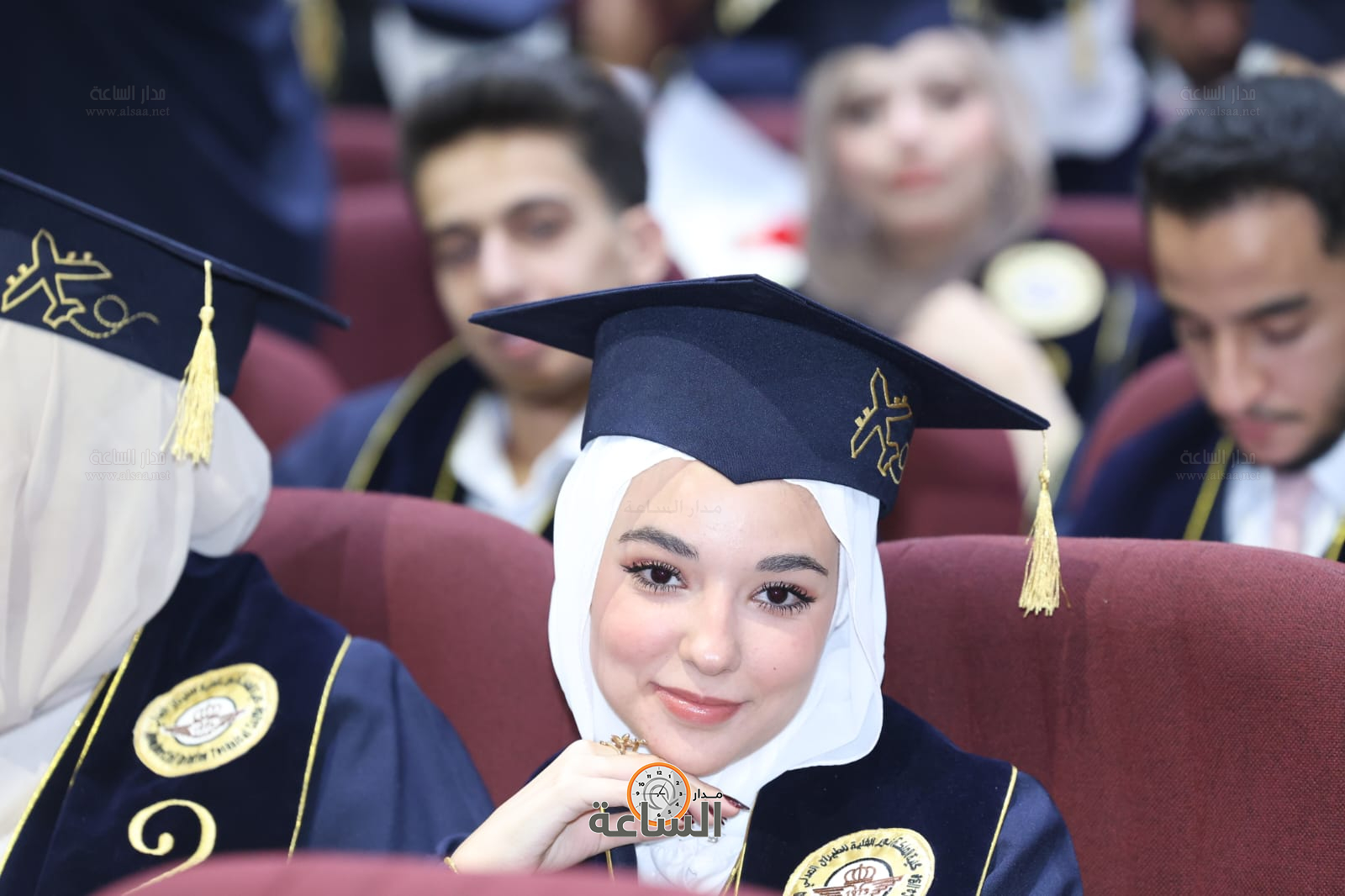 Madar Al-Saa Images 0.794094425708287