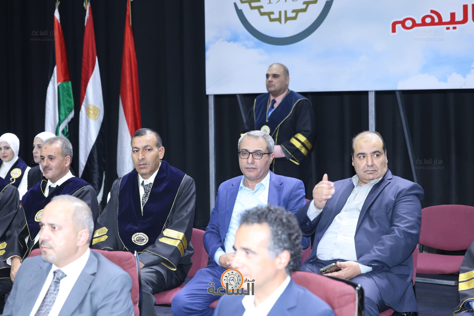 Madar Al-Saa Images 0.8900375901185794