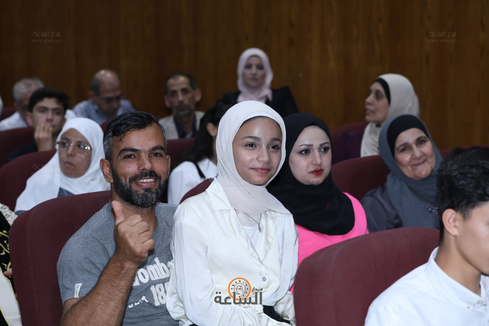 Madar Al-Saa Images 0.0748607752863194