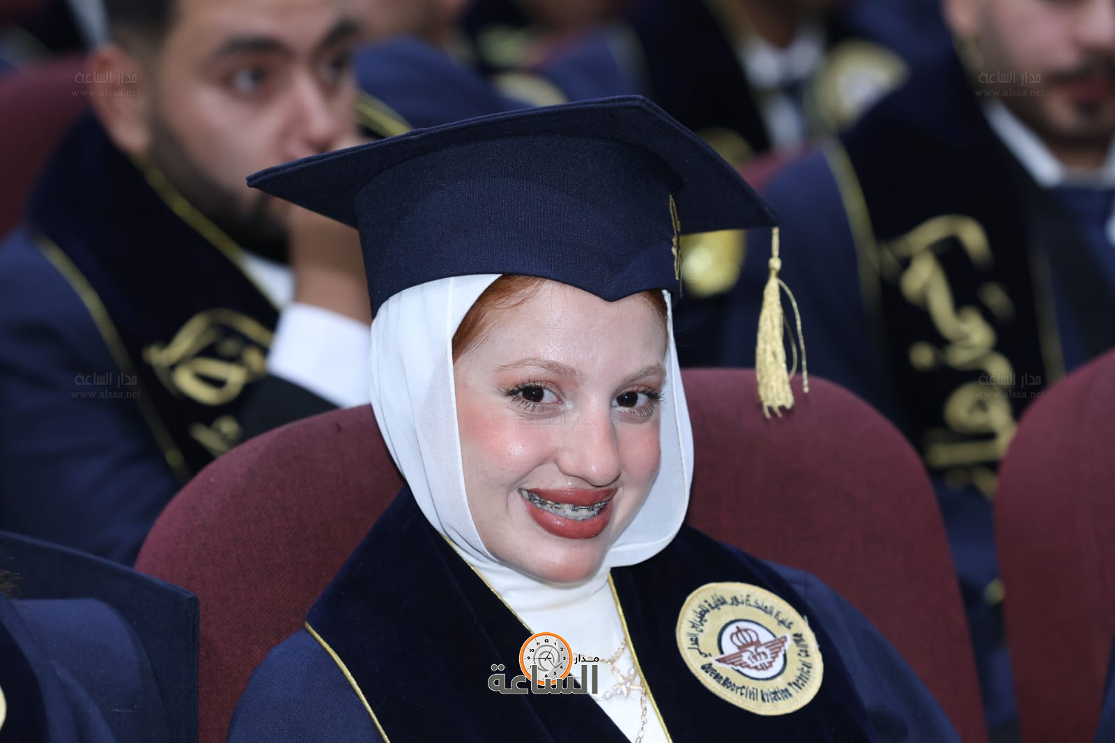 Madar Al-Saa Images 0.198895639355675