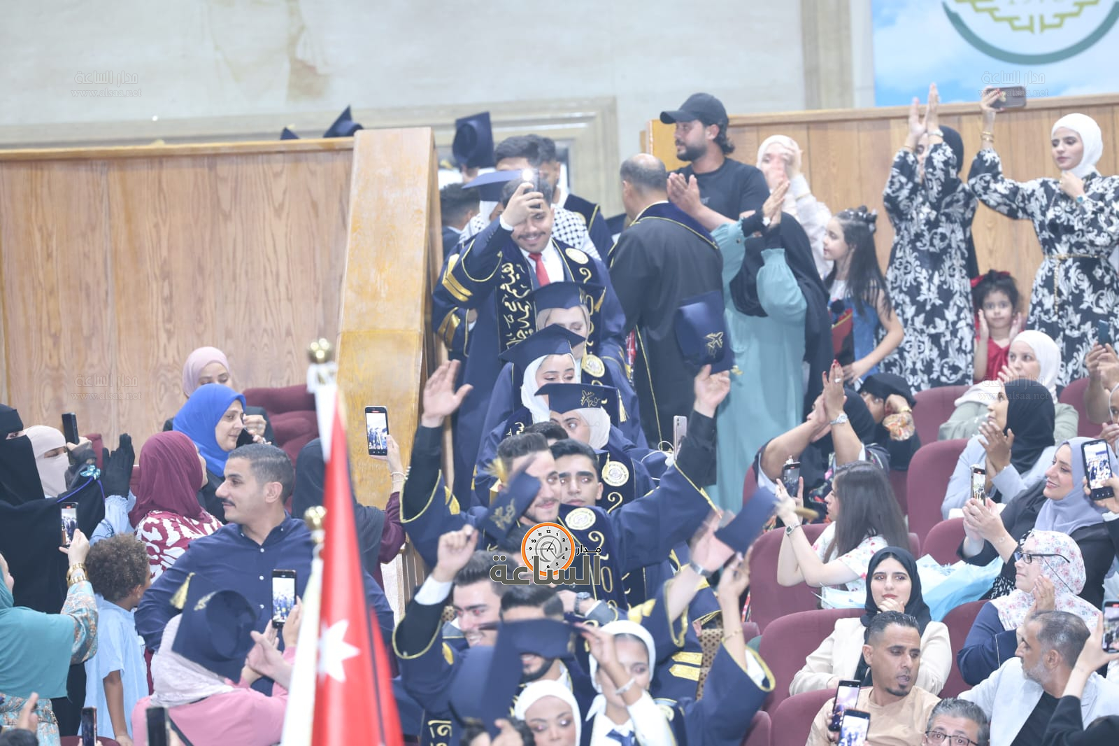 Madar Al-Saa Images 0.41223027161563097