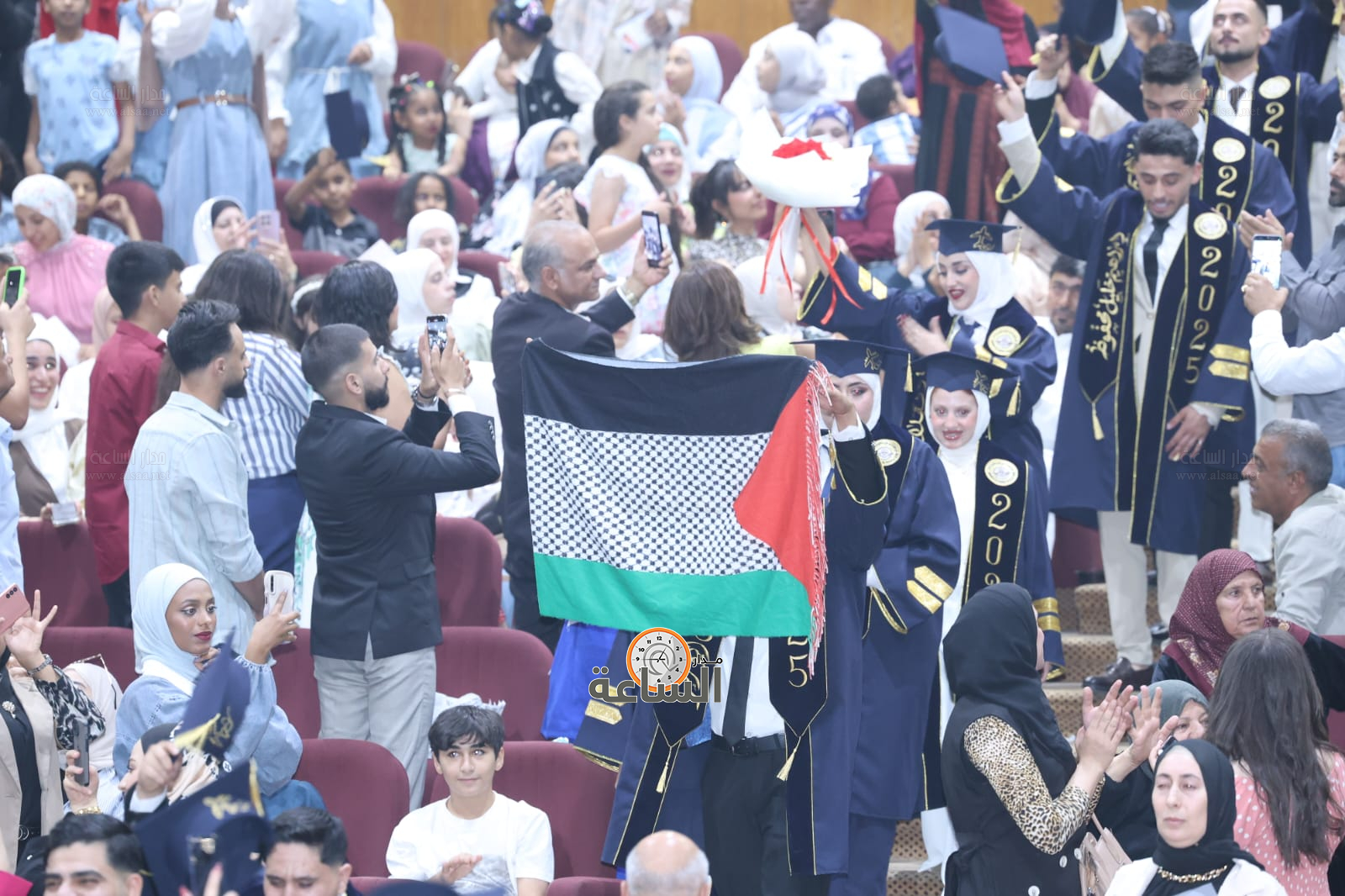 Madar Al-Saa Images 0.26095161237677944