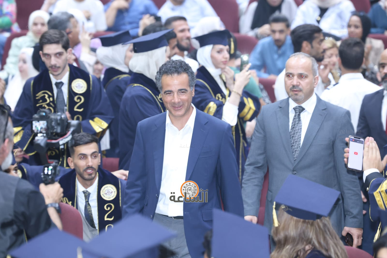 Madar Al-Saa Images 0.6236227690803907