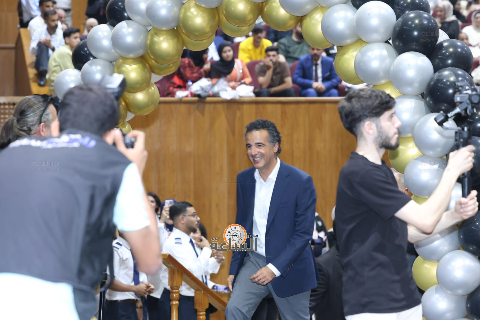 Madar Al-Saa Images 0.5134631529153979