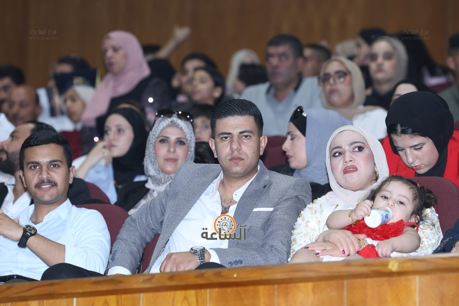 Madar Al-Saa Images 0.7725159514391062