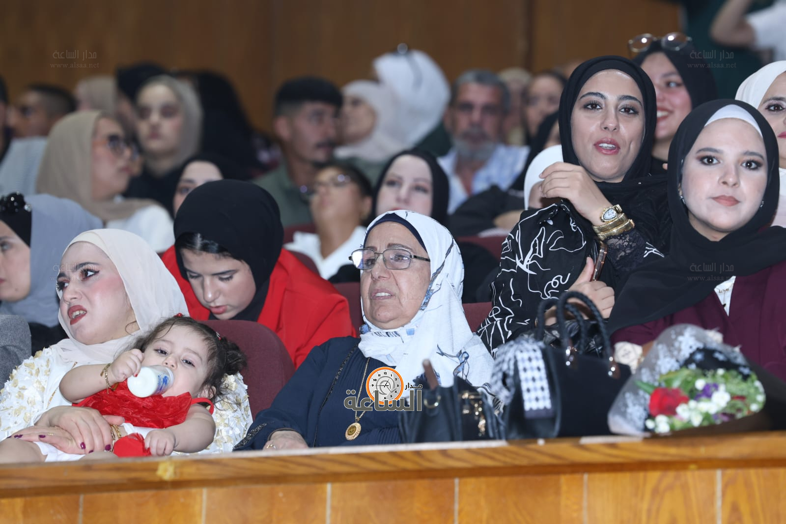 Madar Al-Saa Images 0.338639777112111