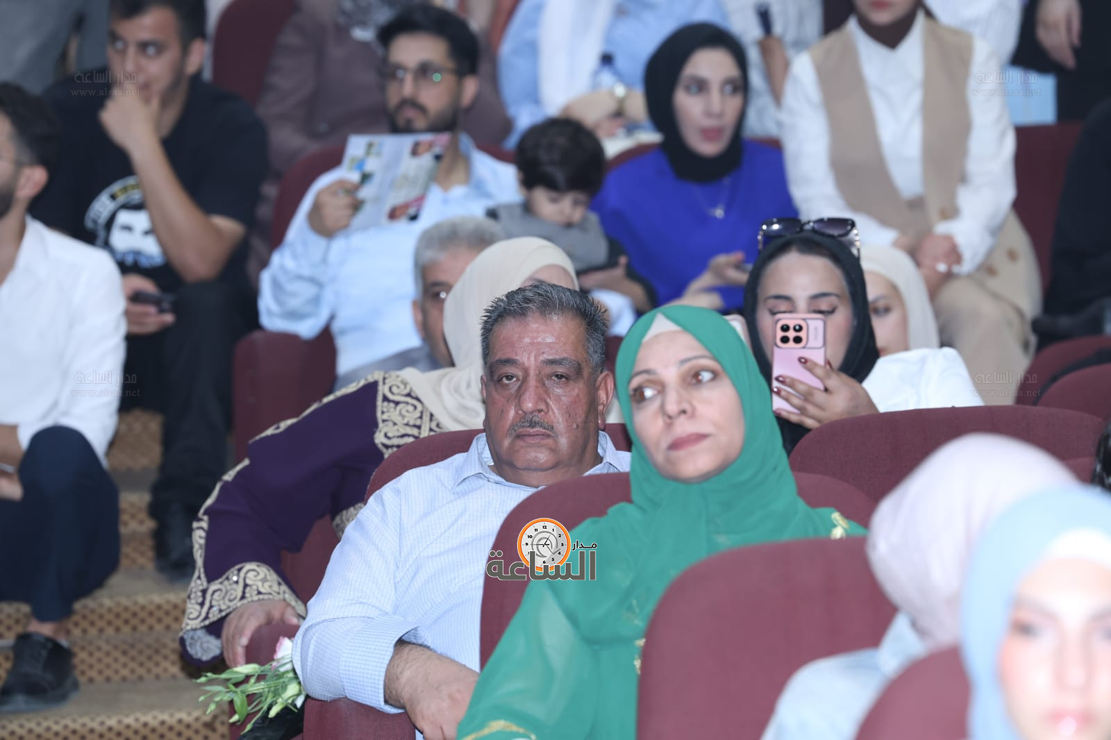 Madar Al-Saa Images 0.6503845282228368