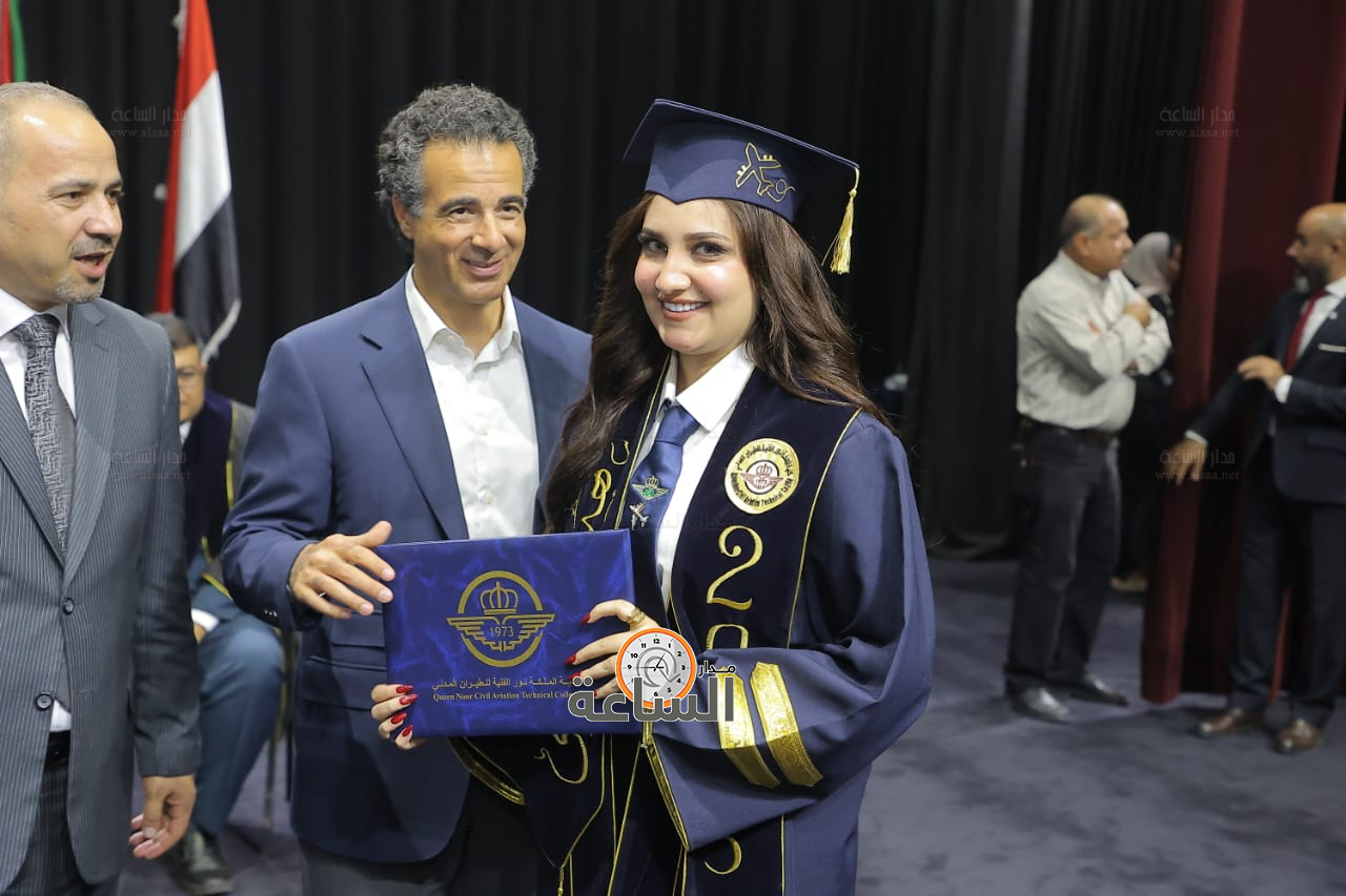 Madar Al-Saa Images 0.16325531946437077