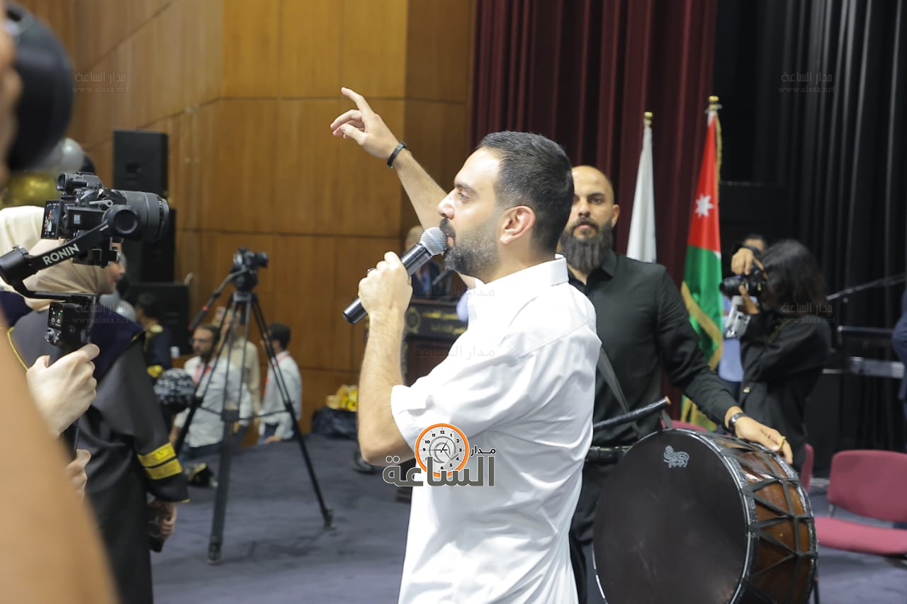 Madar Al-Saa Images 0.47719792591732335