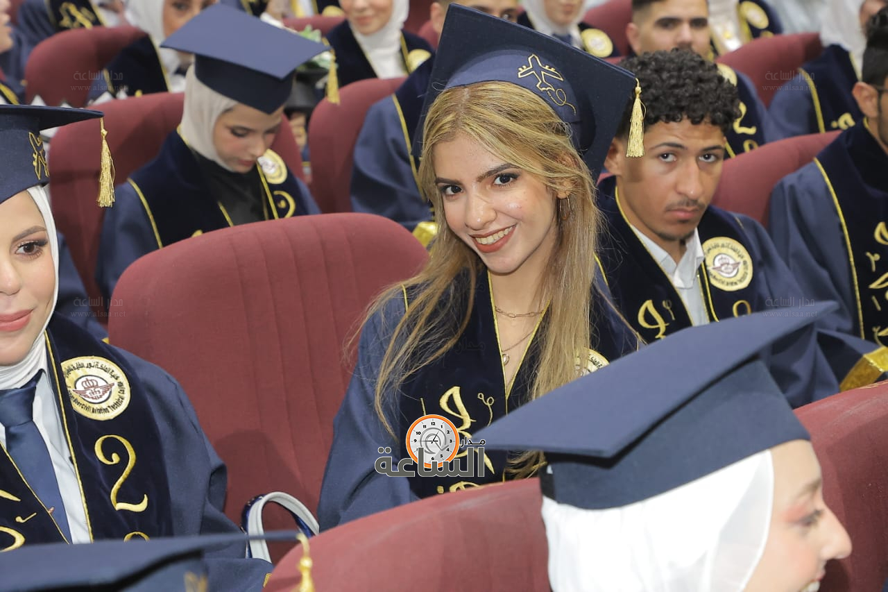 Madar Al-Saa Images 0.43022937354762725