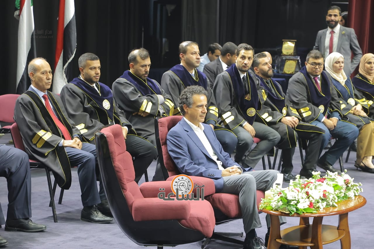 Madar Al-Saa Images 0.41183582067849667