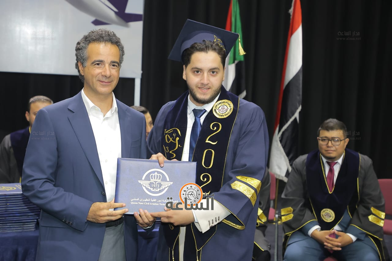 Madar Al-Saa Images 0.984910852483481