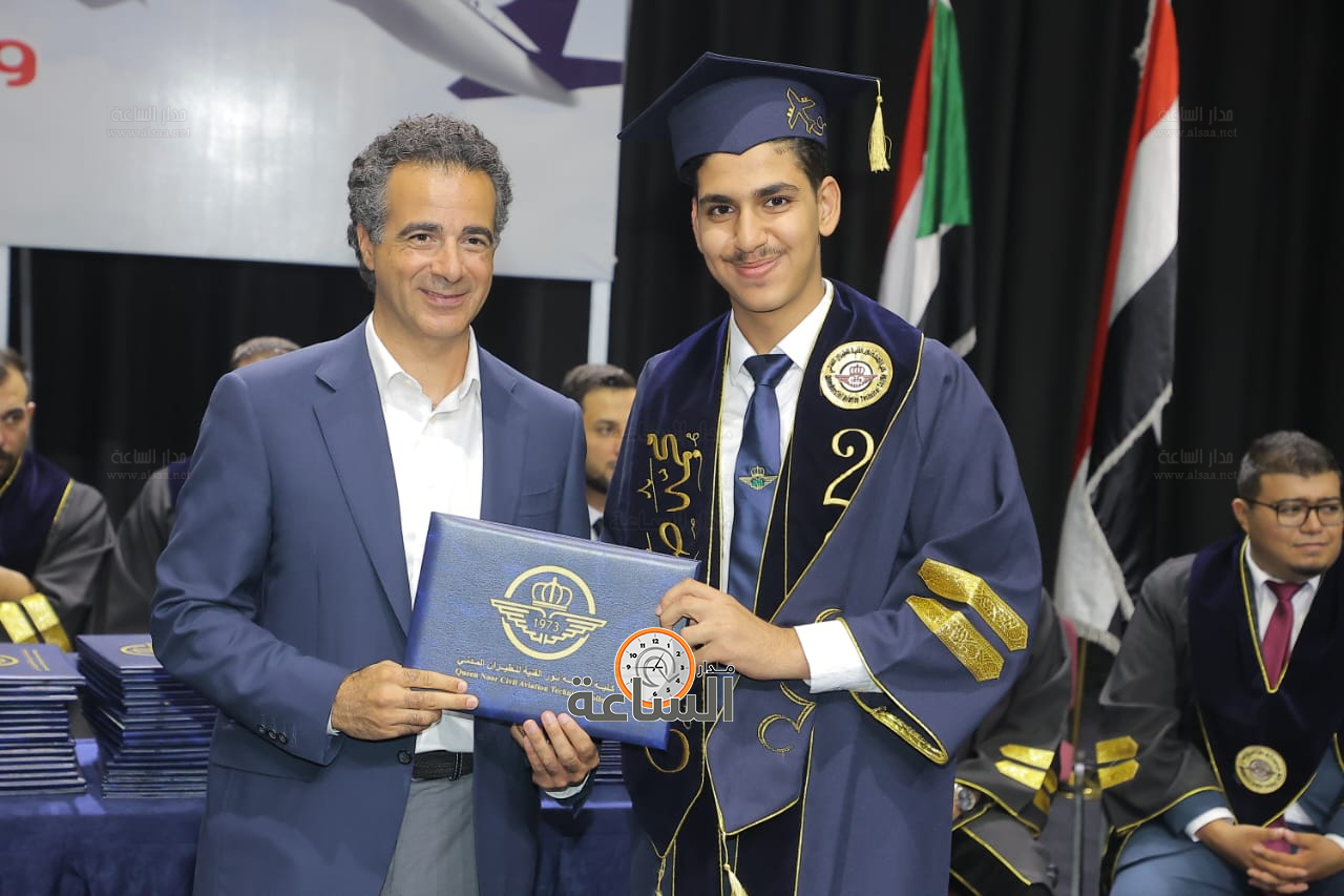 Madar Al-Saa Images 0.41208618413156417