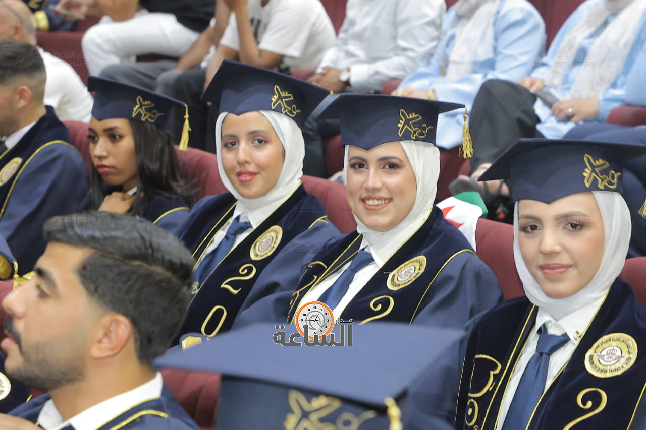 Madar Al-Saa Images 0.34090168075357197