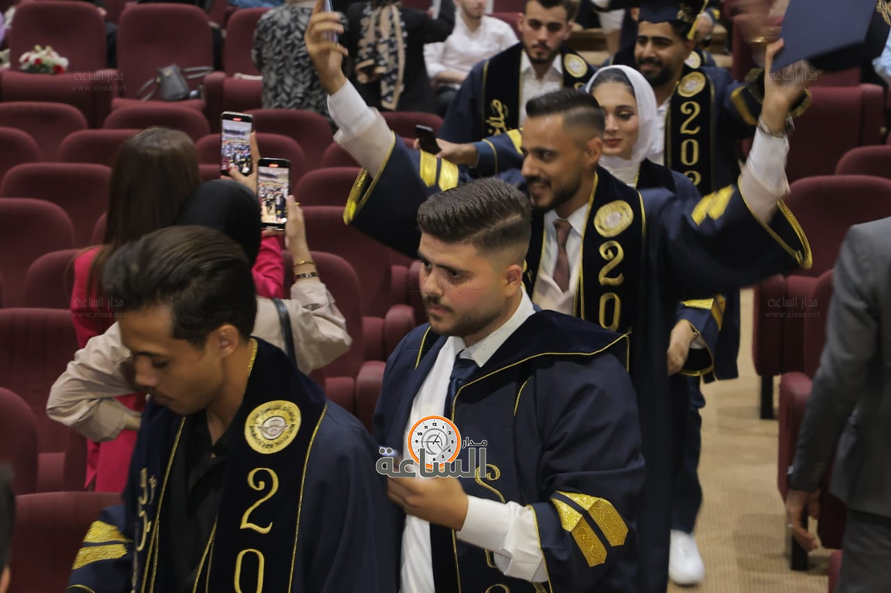 Madar Al-Saa Images 0.36518058836395784