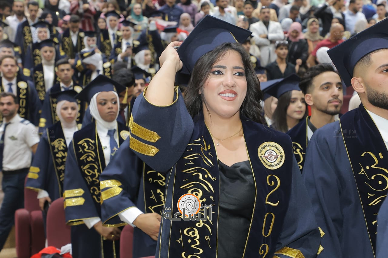 Madar Al-Saa Images 0.45743876179199283