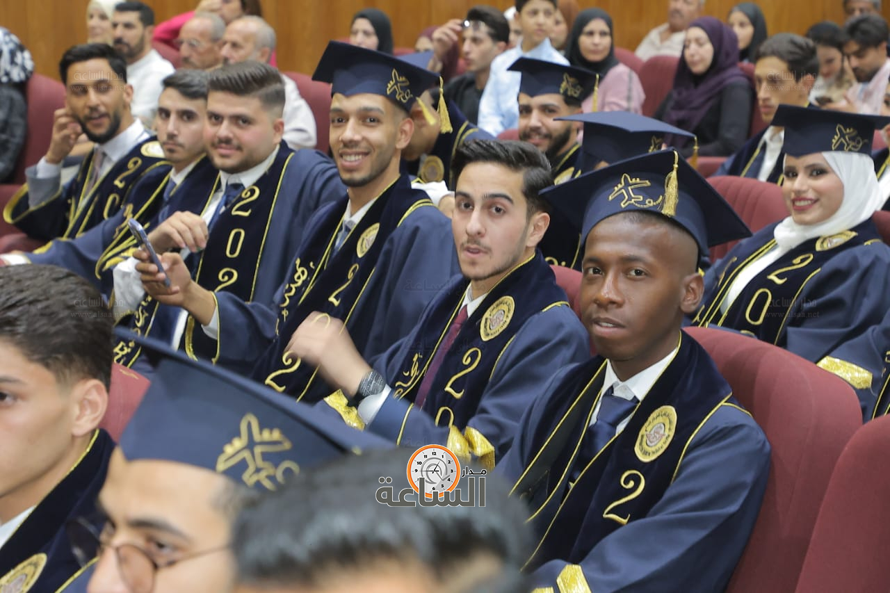 Madar Al-Saa Images 0.5739904669212489