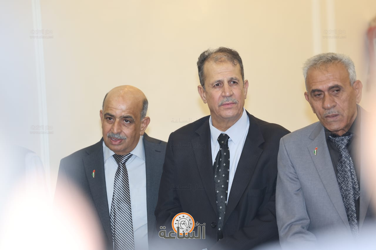 Madar Al-Saa Images 0.5362837373412893