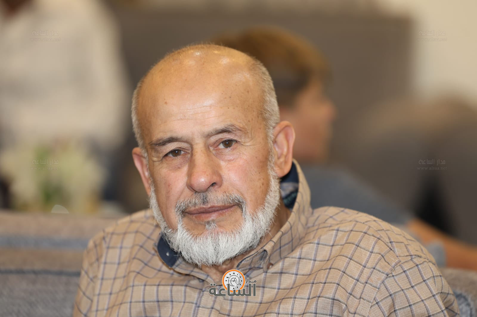 Madar Al-Saa Images 0.062320655054231344