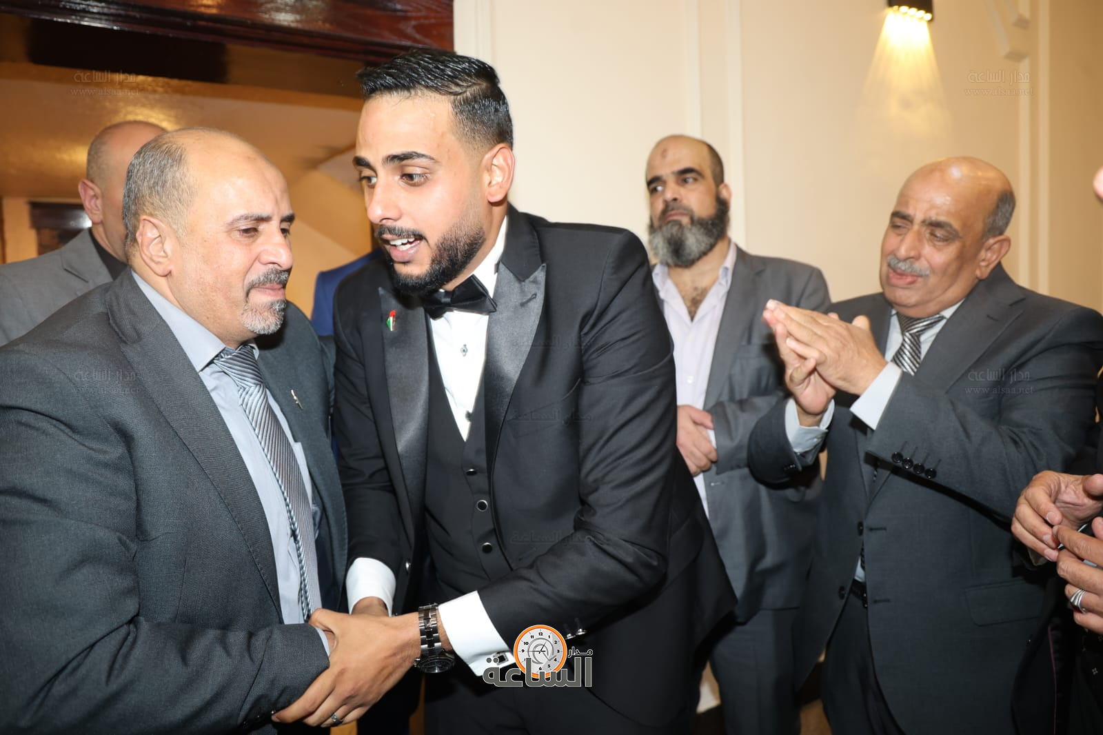 Madar Al-Saa Images 0.4367727062498411