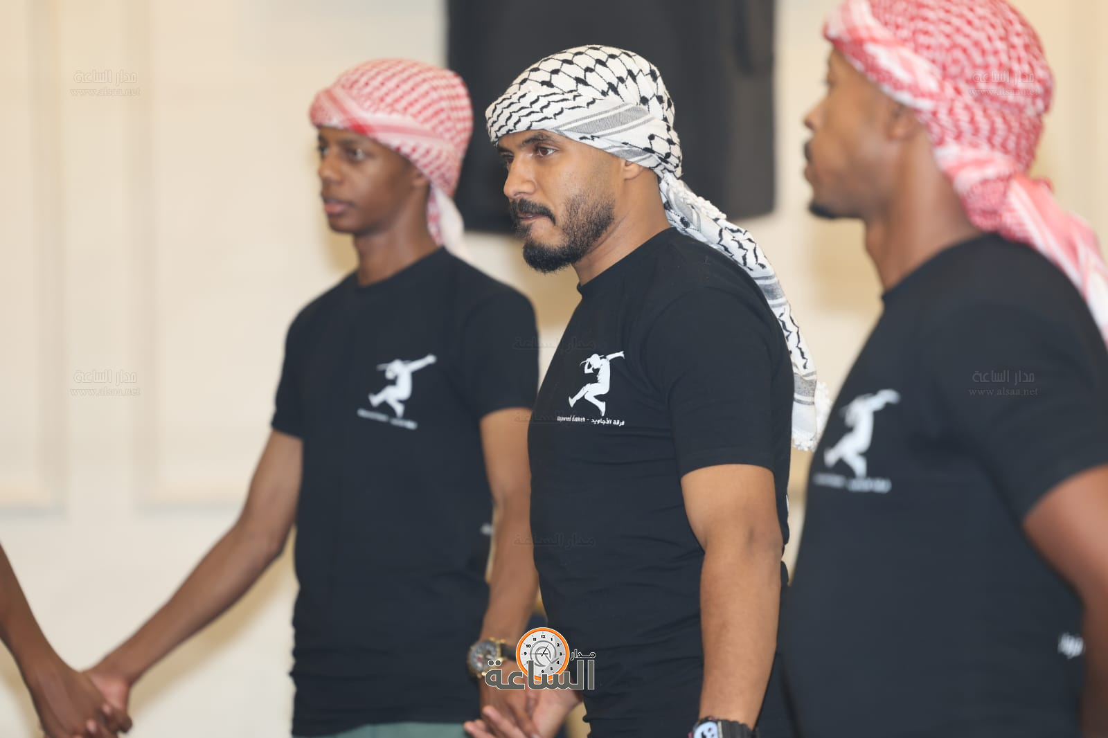 Madar Al-Saa Images 0.3100566384646043