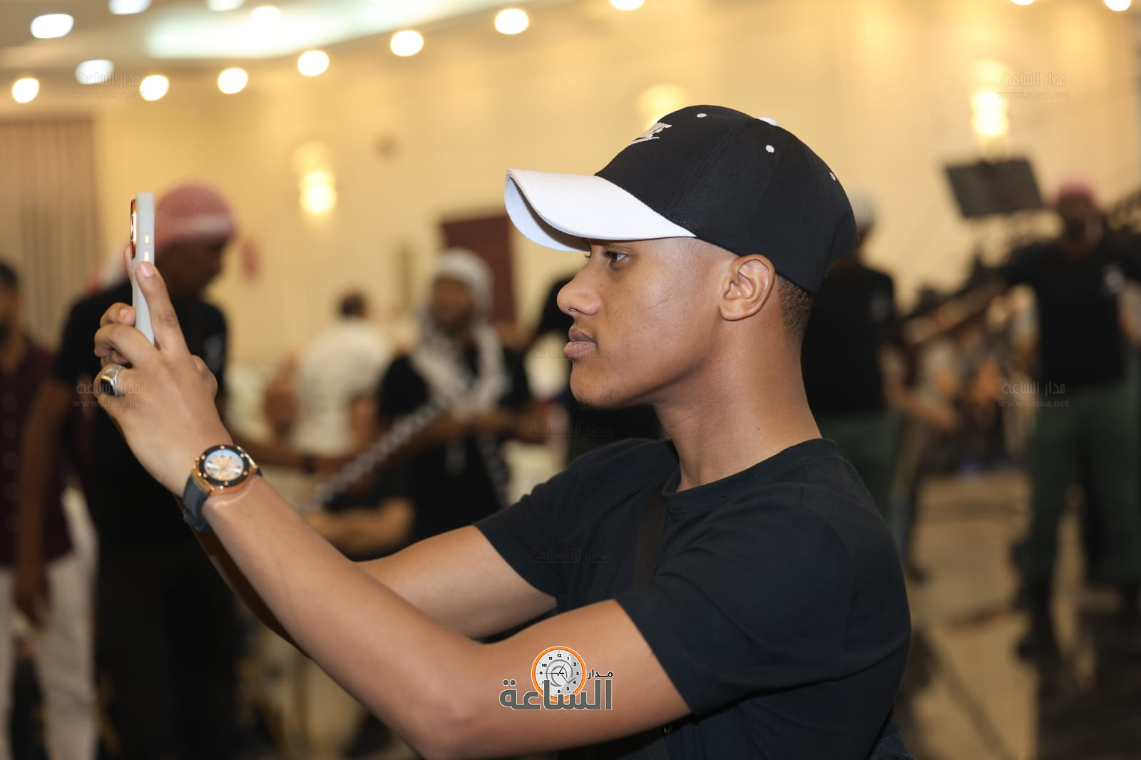 Madar Al-Saa Images 0.15516238426717233