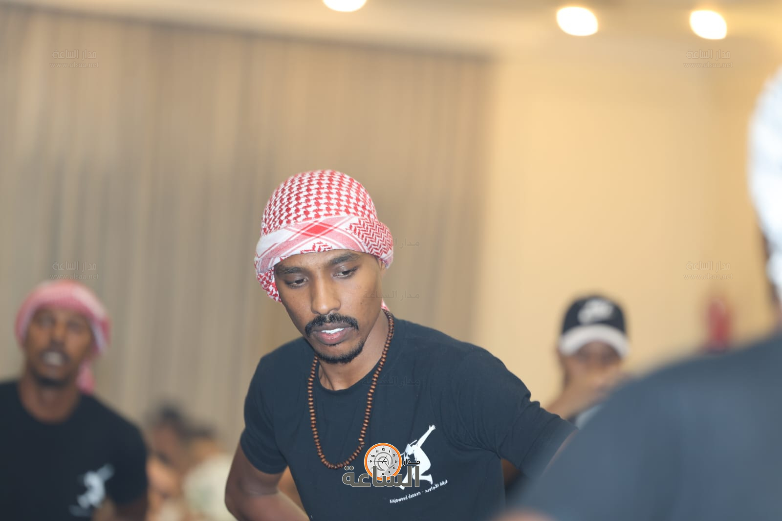 Madar Al-Saa Images 0.9158971476613842