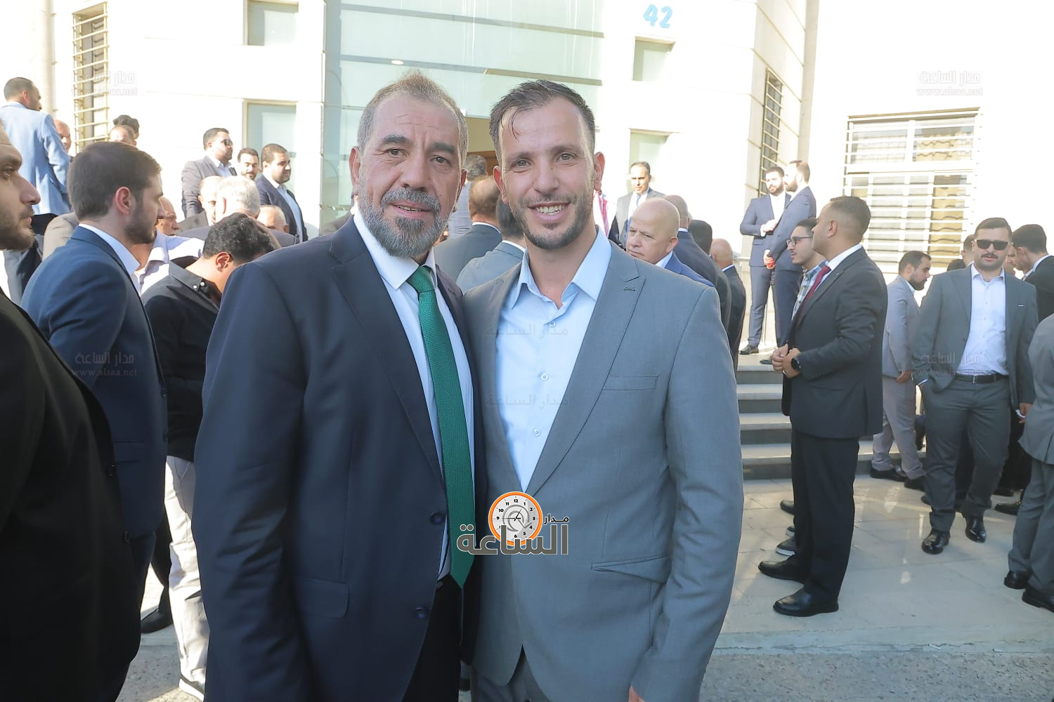 Madar Al-Saa Images 0.40195290904178027