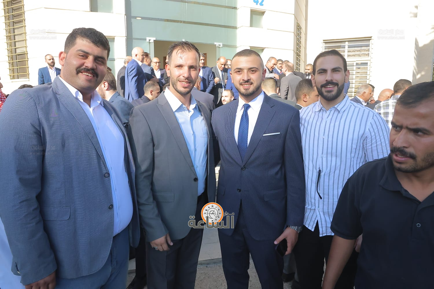 Madar Al-Saa Images 0.9710022523290238