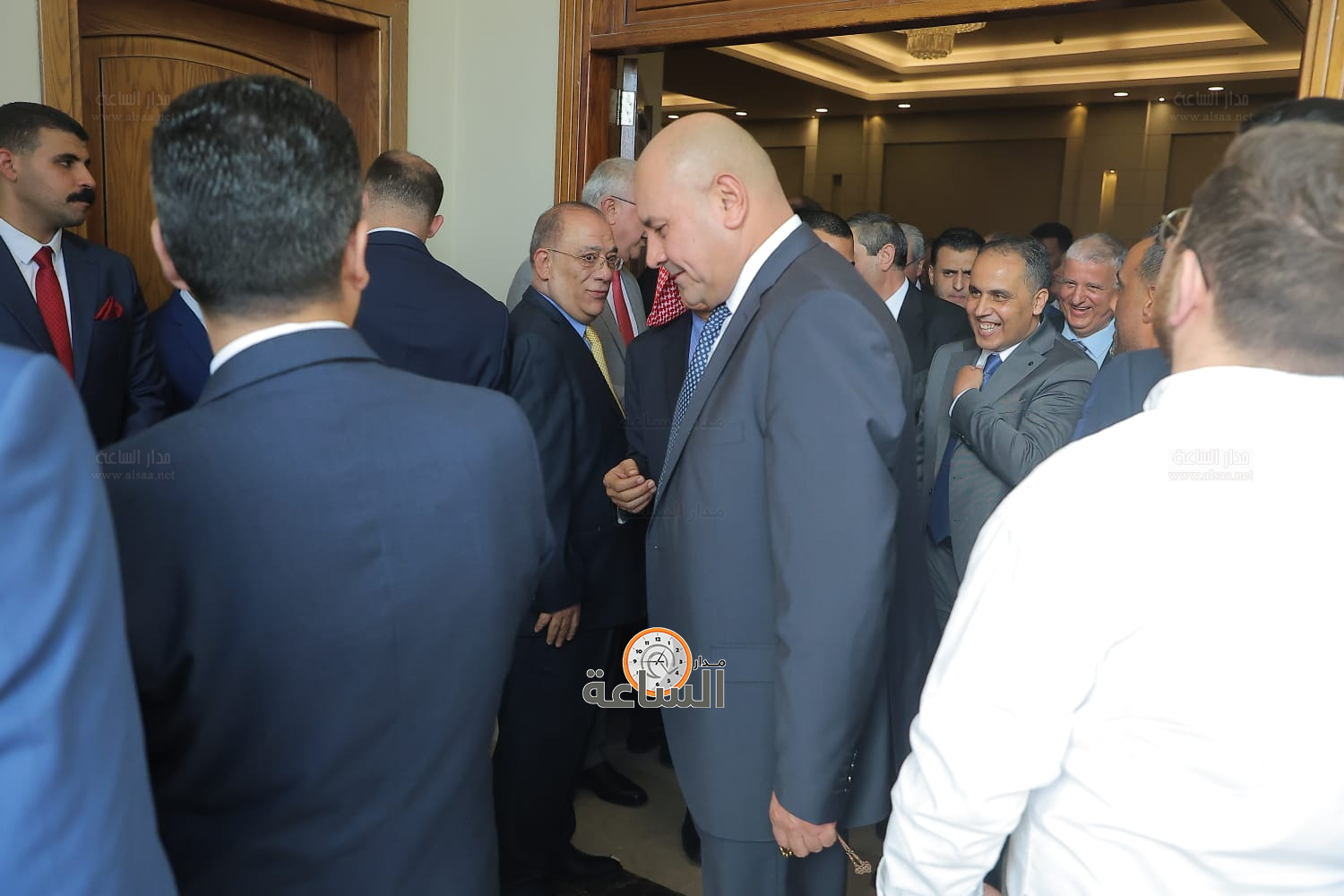 Madar Al-Saa Images 0.08570224424709971