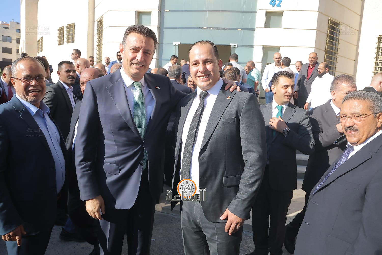 Madar Al-Saa Images 0.34851757216692547