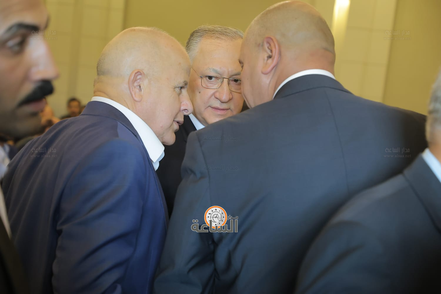 Madar Al-Saa Images 0.6734530284831565