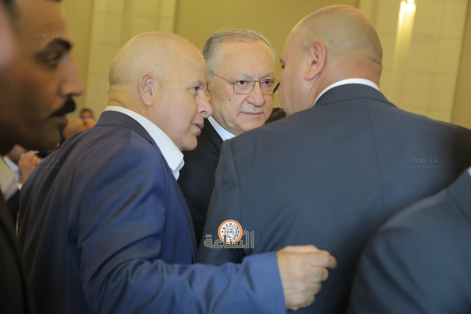 Madar Al-Saa Images 0.2956543933872019