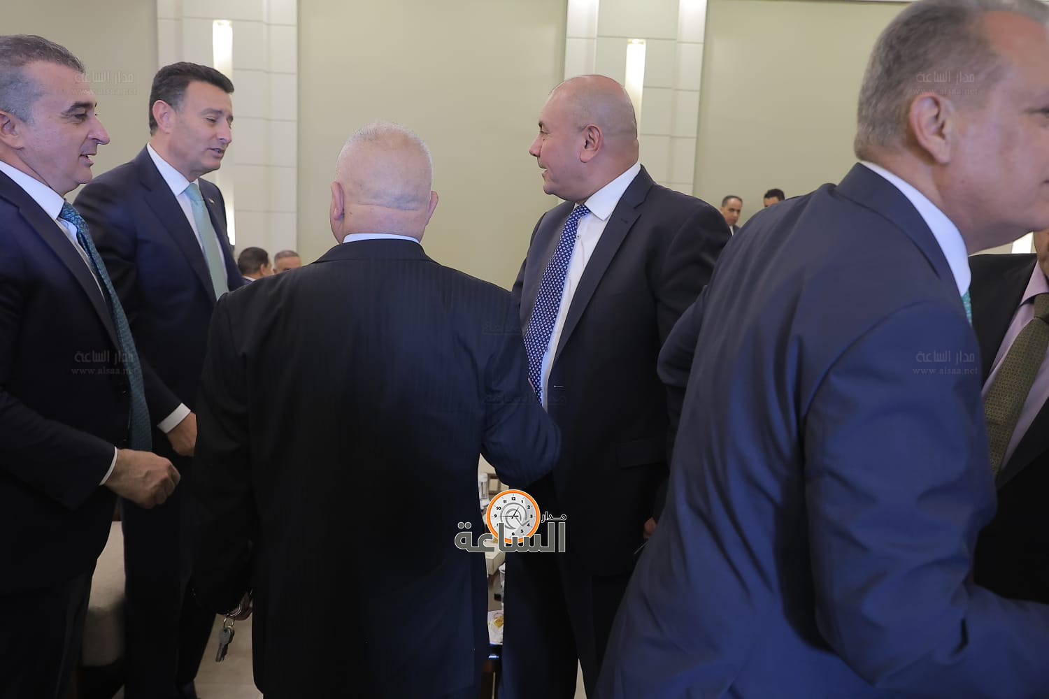 Madar Al-Saa Images 0.2609438434849368