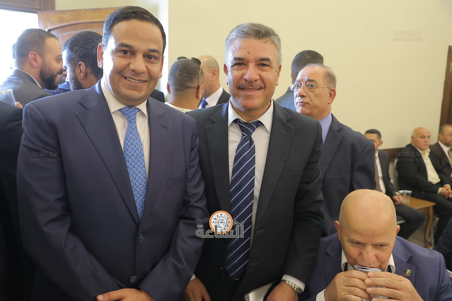 Madar Al-Saa Images 0.8578354682482109