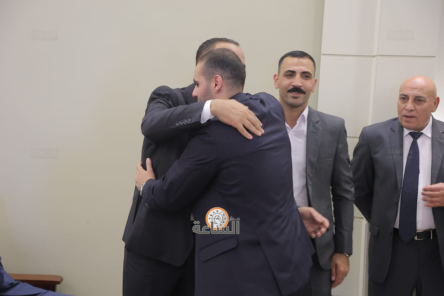 Madar Al-Saa Images 0.2725595866563011